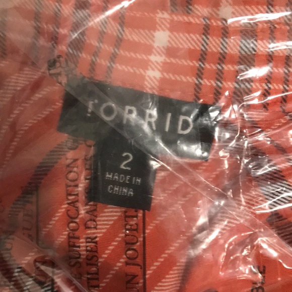Torrid Challis Button-Front Dolman Sleeve Top - Picture 13 of 15